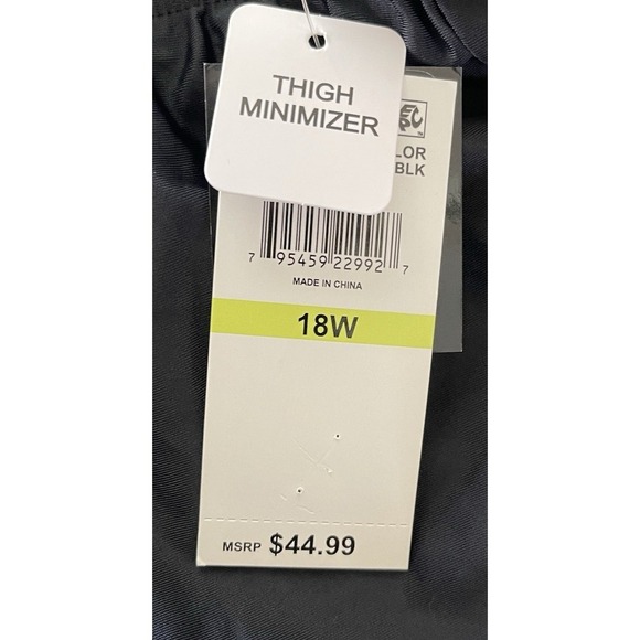 Island Escape Black Thigh Minimizer Swim Shorts Bottoms Plus Size 18W NWT $45 - Picture 3 of 4